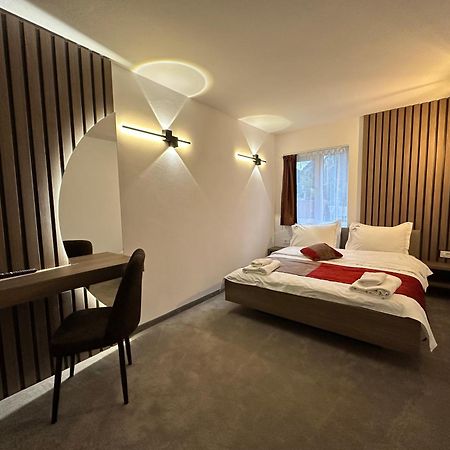 Regina Muntilor A Hotel Моечу де Жос Екстериор снимка