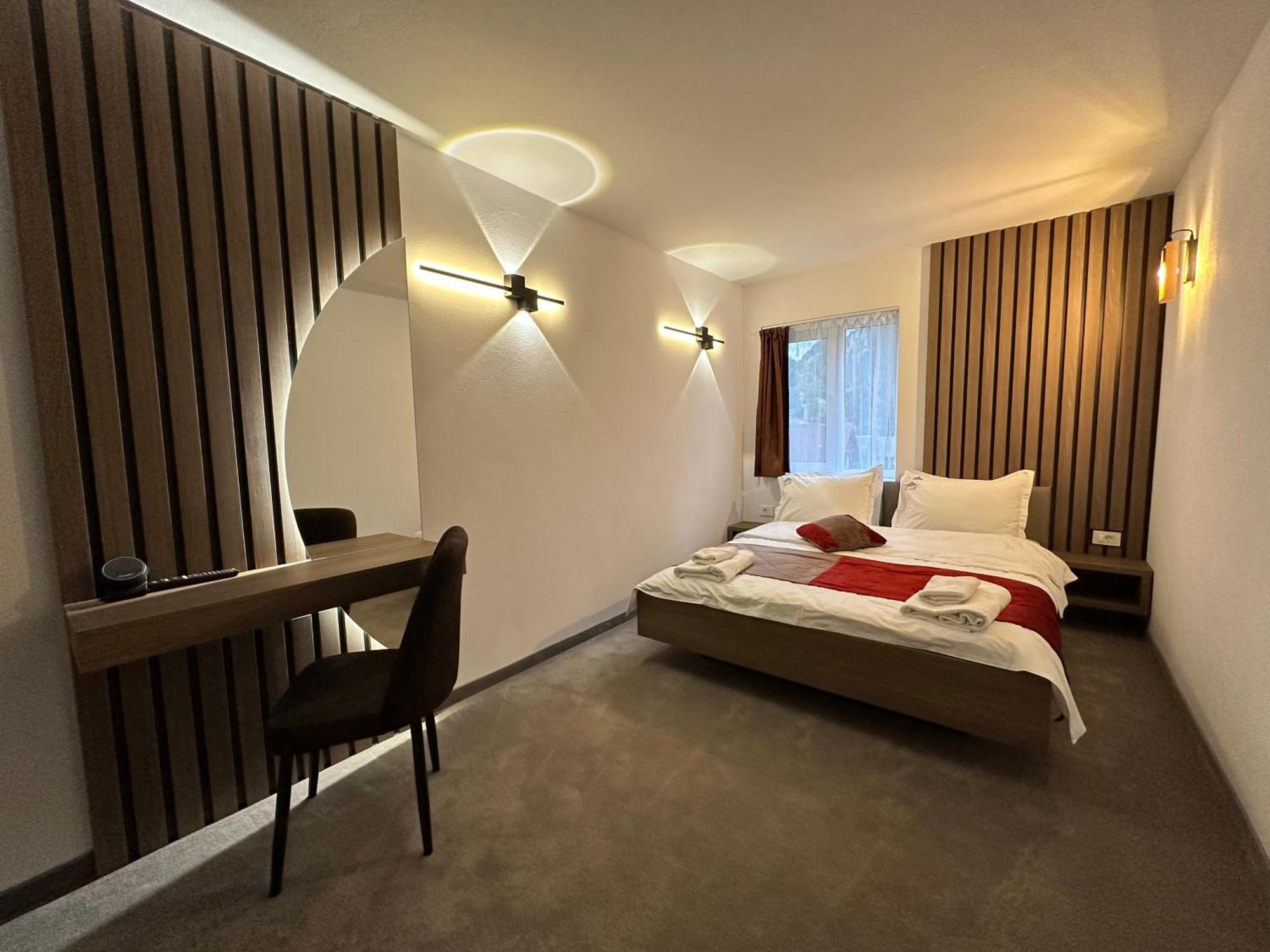 Regina Muntilor A Hotel Моечу де Жос Екстериор снимка