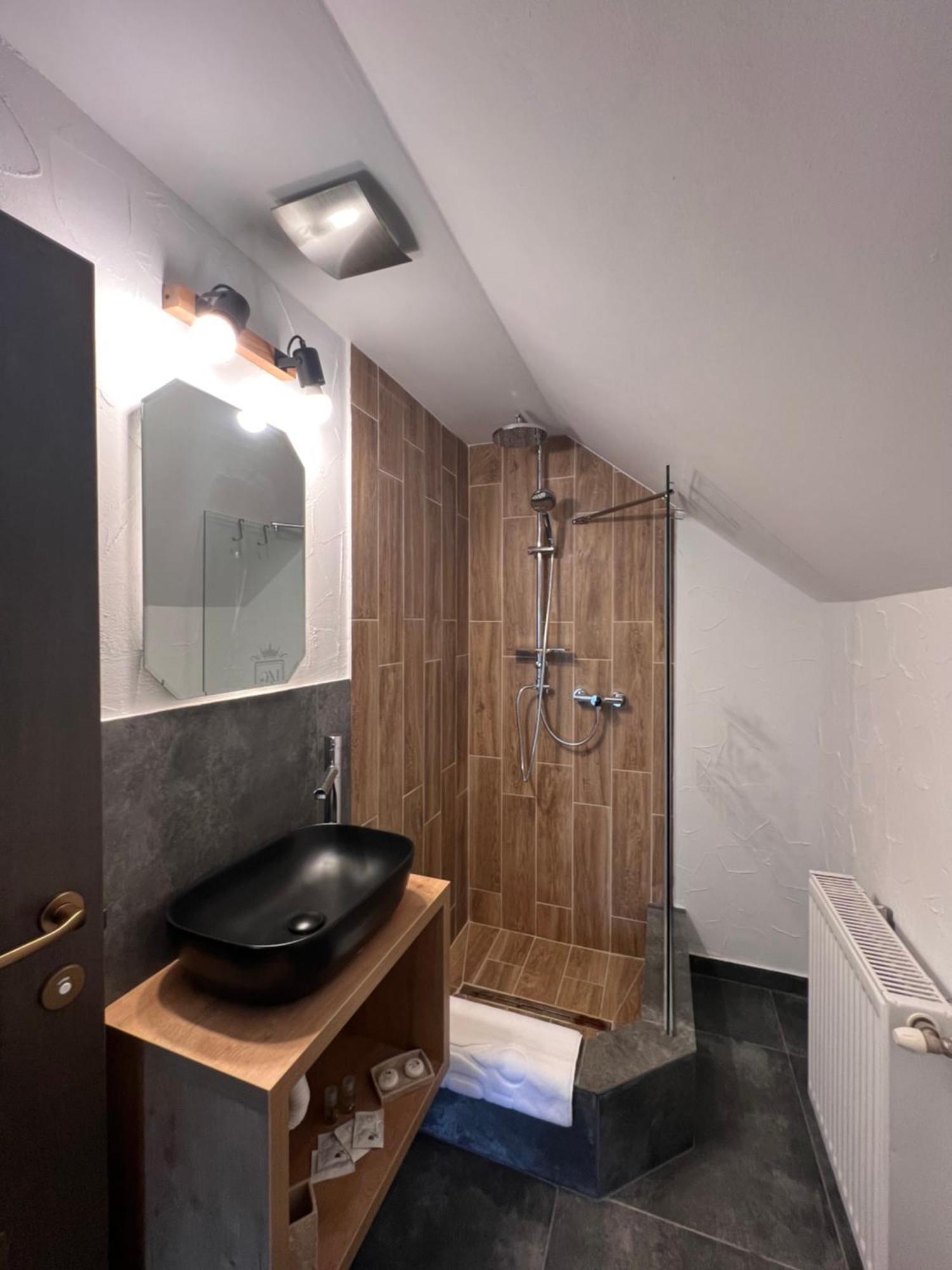 Regina Muntilor A Hotel Моечу де Жос Екстериор снимка