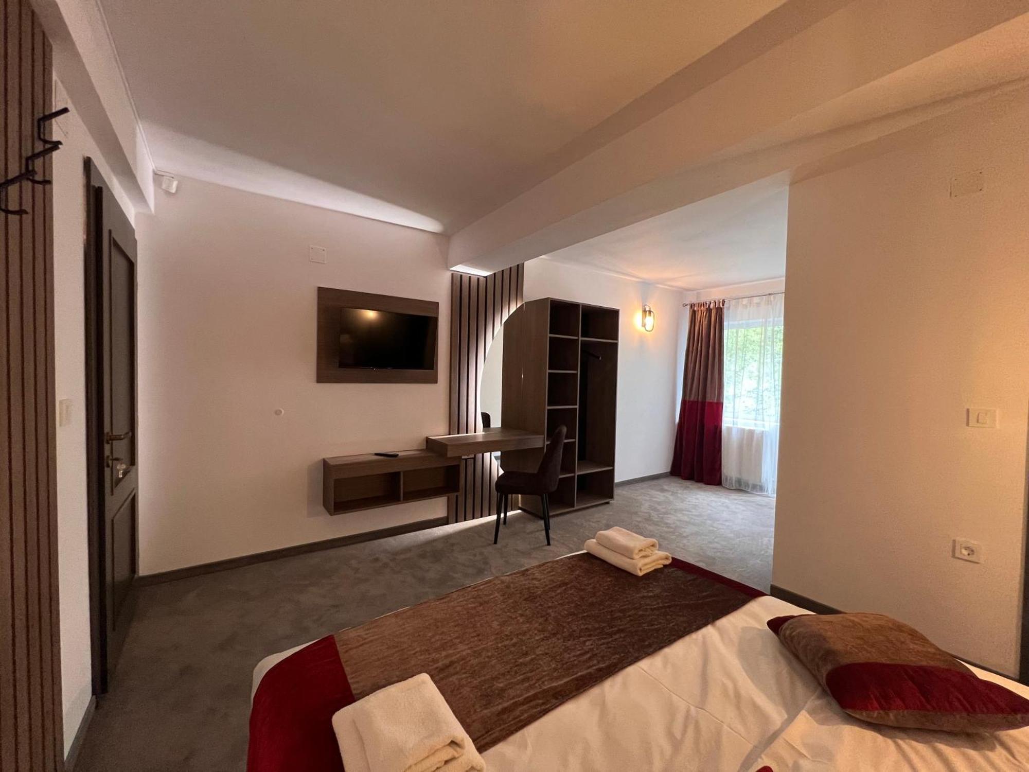 Regina Muntilor A Hotel Моечу де Жос Екстериор снимка